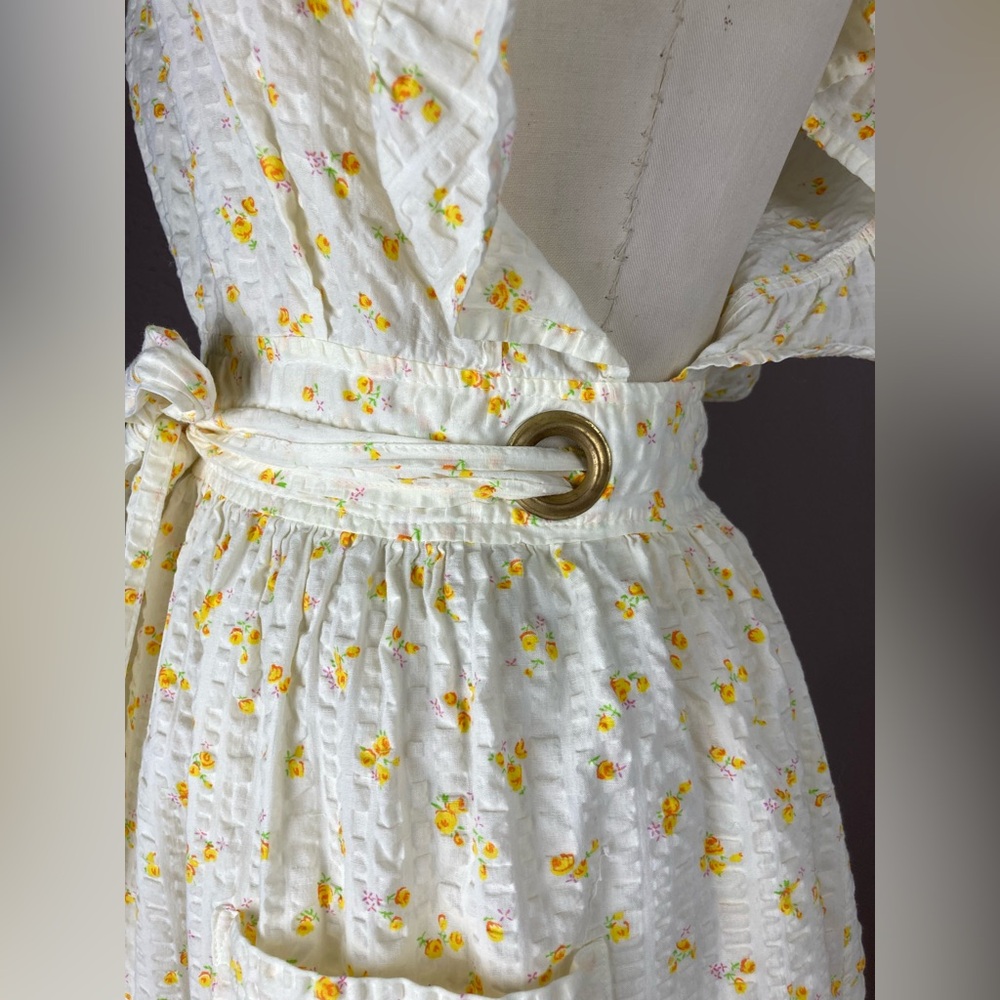 1960s / 1970s Design House Cotton Floral Apron Dress - Vintage Pinafore - Medium - Picture 8 of 8